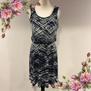 Elegant Black and White Patterned Dress